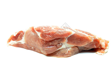 白背景的生猪肉切片图片