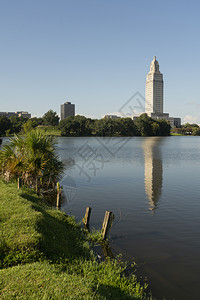 首都建设巴吞鲁日州路易斯安那国会湖周围地区的垂直构成图片