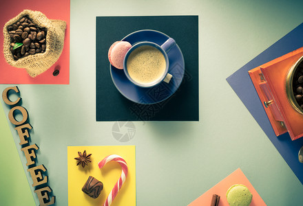 以彩色背景顶视图为的咖啡杯和成分图片