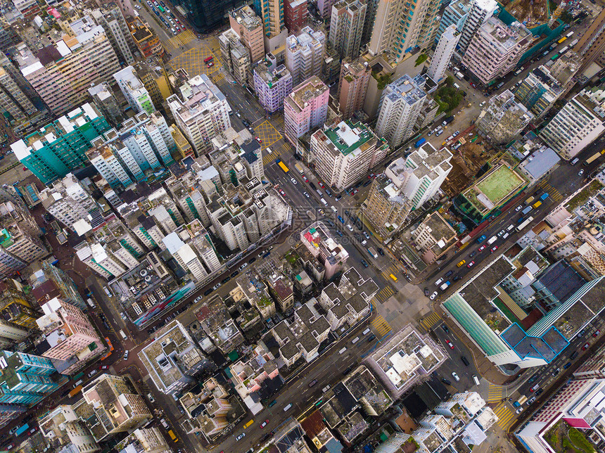 香港公寓在市景背的空中象ShamShuiPo区亚洲智能城市的住宅区建筑物的顶层景象图片