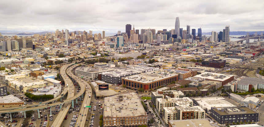 从南端的旧金山加利福尼亚市中心城核的空中观察图片