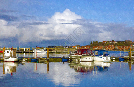 丹麦小型港口有渔船背景图片
