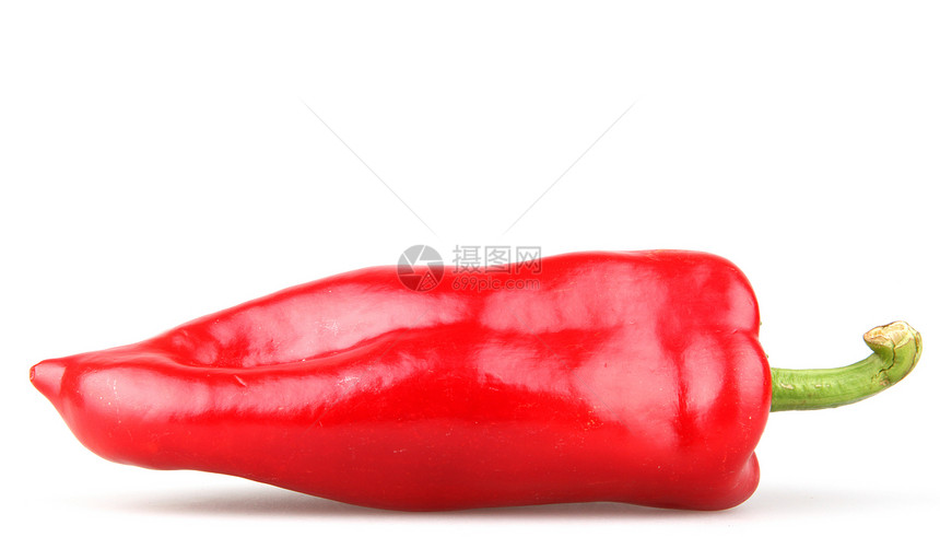 白色背景上孤立的红色胡椒图片