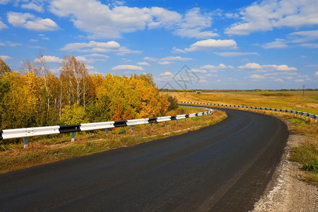 秋季公路图片