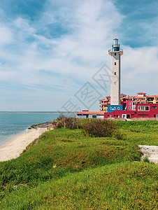 明灯塔在深春的海上明灯塔在图片