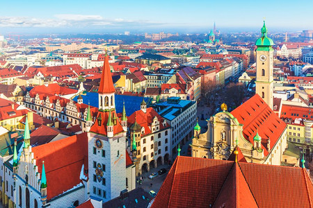 德国巴伐利亚慕尼黑旧城建筑的风景航空全图片