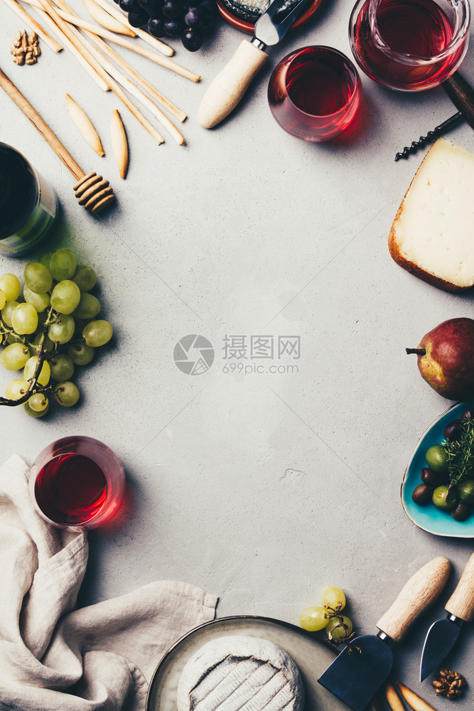 红葡萄酒有烧焦的混凝土背景平地复制空间食物框架图片