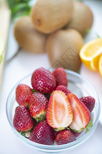 新鲜草莓健康水果图片