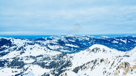 山区冬季风景图片