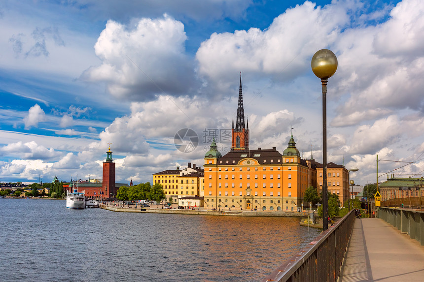 瑞典首都斯德哥尔摩老城GamlaStan和Slussen的夏季风景空中象瑞典斯德哥尔摩GamlaStan全景图片
