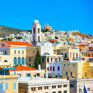 希腊锡拉岛的埃尔穆波利镇高清图片