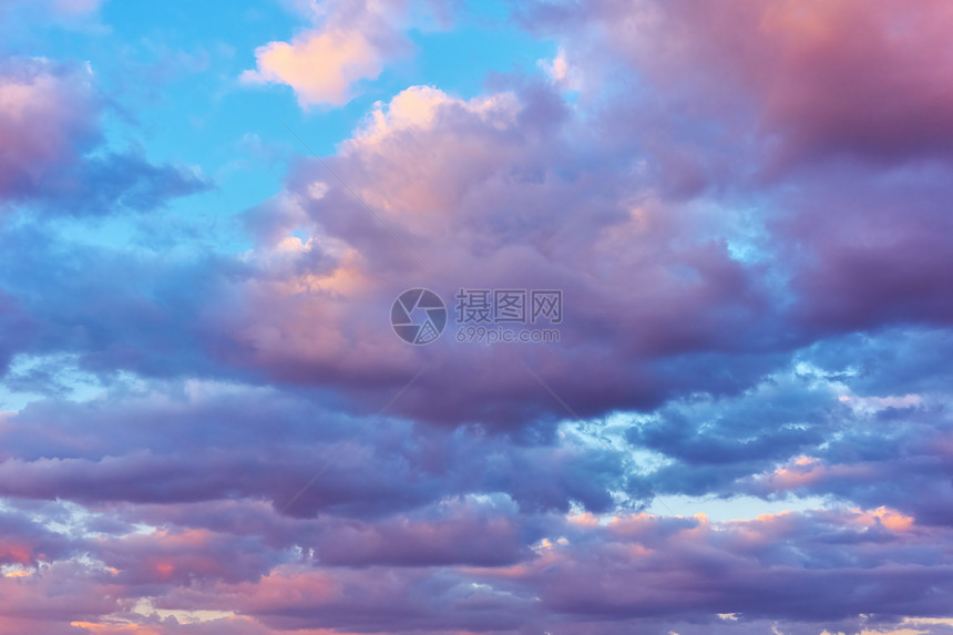 夜空云彩可用作背景图片
