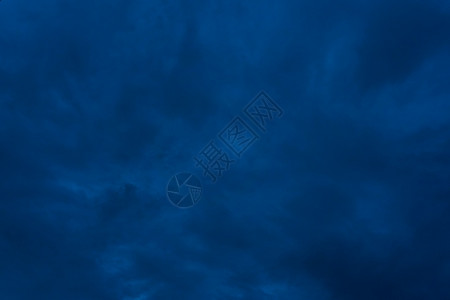 云和可能较暗用作背景背景图片