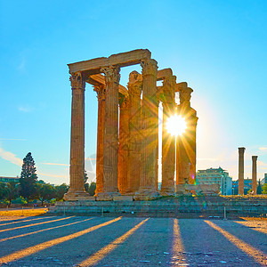 希腊雅典日落时宙斯寺图片