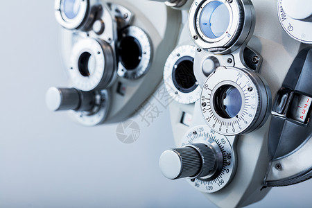 用于测试视力的光学设备专业医疗机器眼科光学设备测试视力的设备背景图片