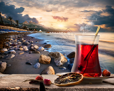 地中海沿岸传统土茶图片