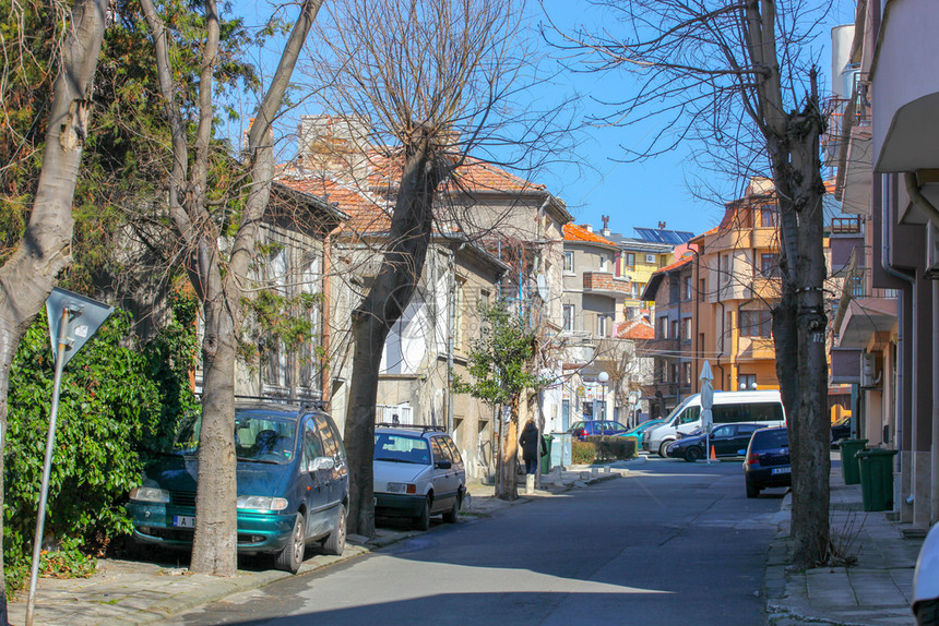 保加利亚Pomorie2019年3月日穿过城市中心地带的春天之行图片