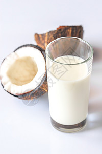 椰子牛奶杯图片