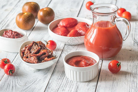 用西红柿制成的产品组分高清图片