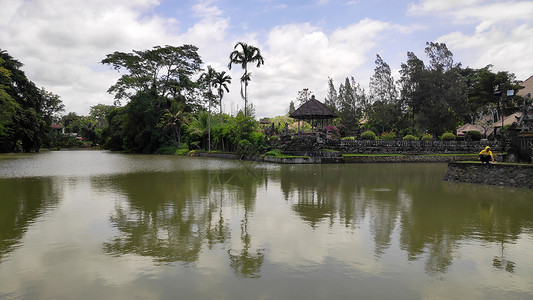 TamanAyunTemple印度尼西亚巴厘孟圭帝国的皇家寺庙背景图片