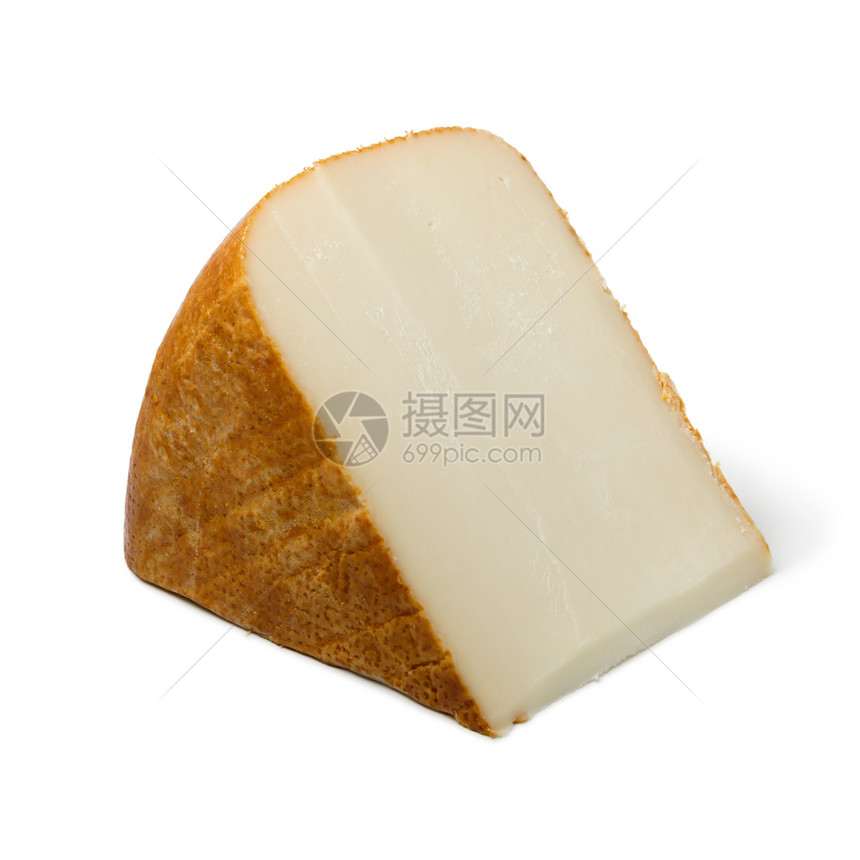 白色背景的法国羊乳酪片图片