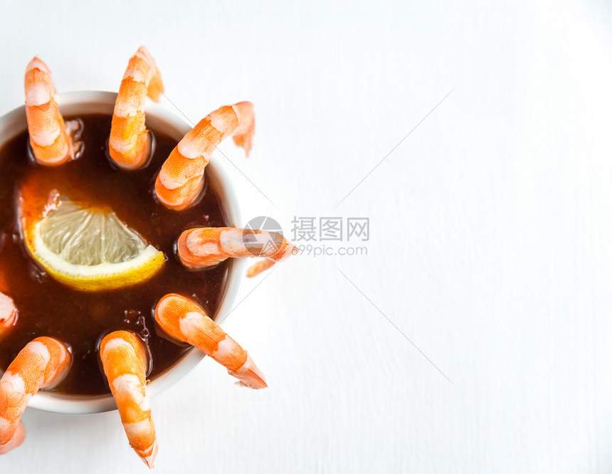 虾鸡尾酒图片