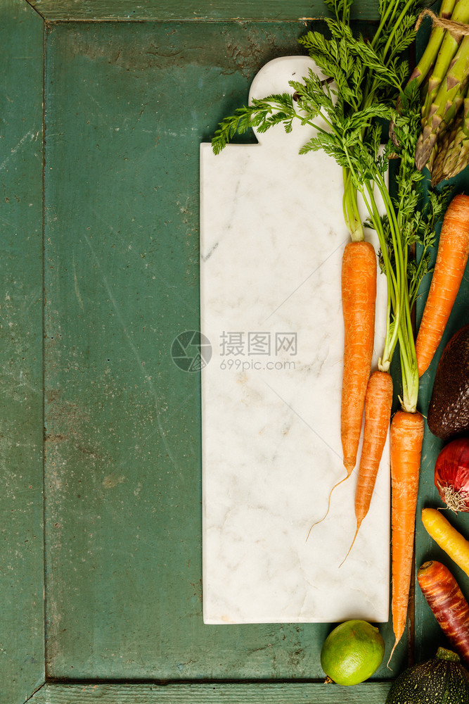 生有机水果和蔬菜的组合茄子洋葱浆果胡萝卜葡萄卷心菜鳄梨生无谷质过敏清洁饮食或原始图片