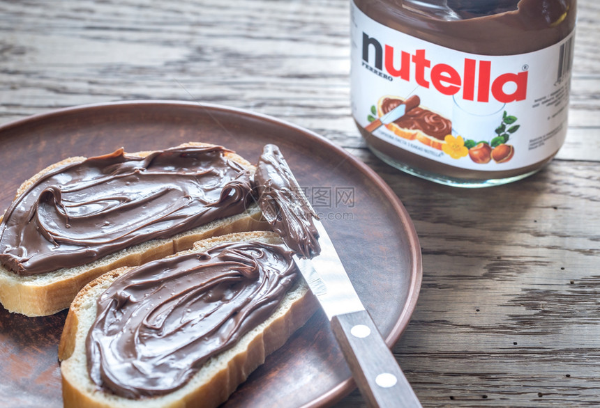 SUMYUKRAINENoV32016年Nutella栗子扩散罐Nutella是意大利Ferrero公司生产的甜制栗子可品牌图片