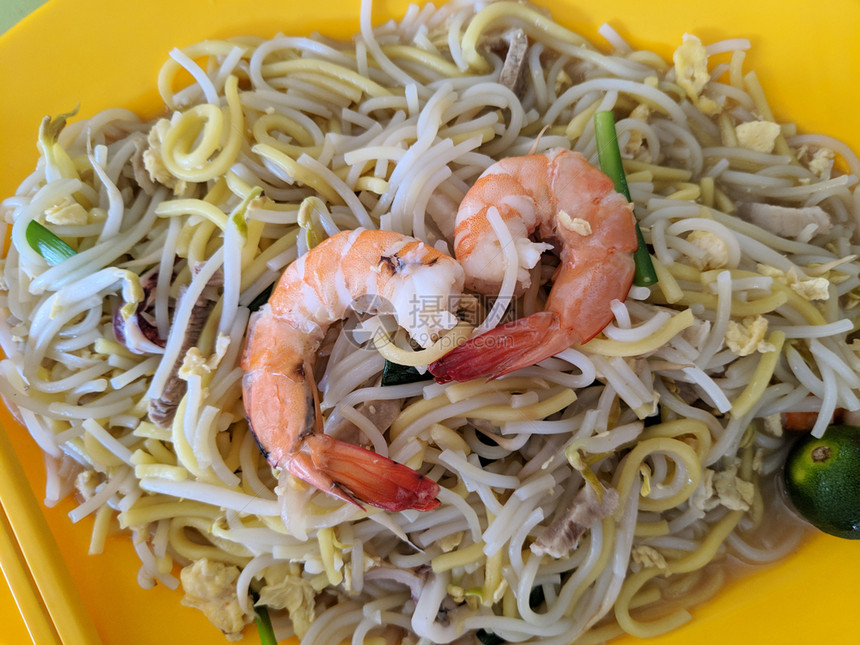 HokkienMeeStirFry面条与CalamariPrawns丝袜和猪肉合装图片