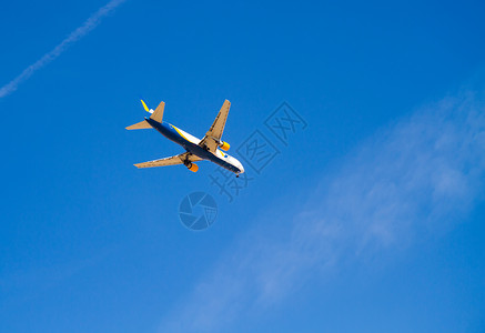 从沙姆伊赫机场起飞的航空公司旅游航班图片