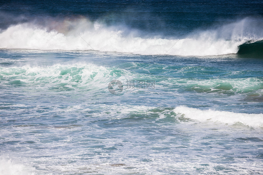 蓝色海洋浪阳光明媚的一天大海浪西洋美国佛罗里达州图片