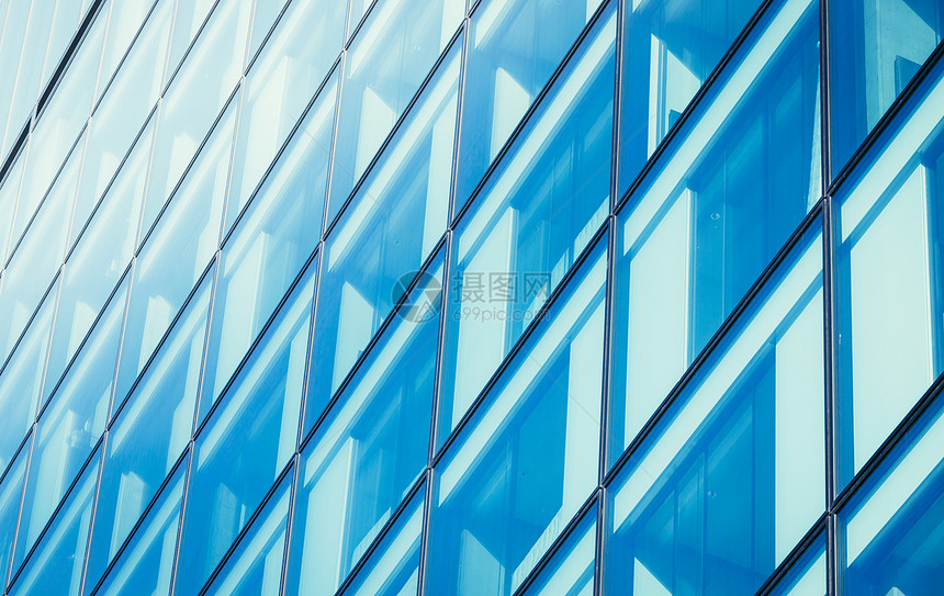 现代办公大楼蓝色玻璃的天窗图片