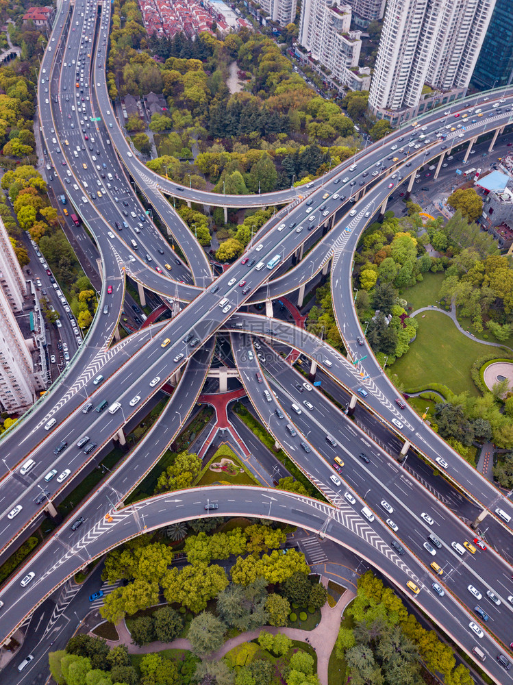 上海立交桥绿色交通概念图片