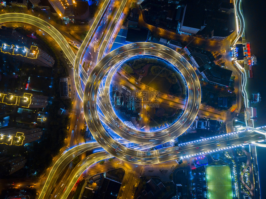 上海市高速公路夜景建筑结构概念图片