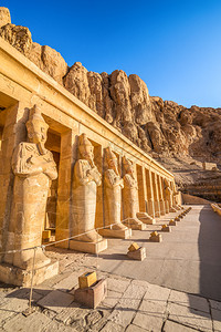 乔丹谷哈特谢普苏王后寺庙埃及岩石中的神庙景象背景