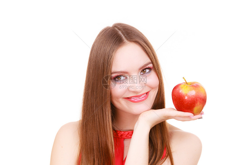 女迷人的年轻长头发多彩的化妆品有大红苹果水健康饮食素品饮和人的概念图片