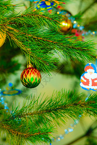圣诞树装饰品冬季关闭圣诞树装饰品图片