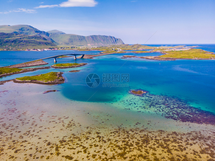 洛福滕群岛挪威风景连接海洋各岛屿的公路和桥梁旅游路线10挪威空中观光洛福滕群岛景观图片