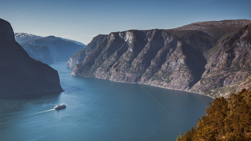 Aurlandsfjordfjord地貌挪威斯堪的纳维亚旅游路线挪威AurlandsfjelleFjord地貌挪威Aurland图片