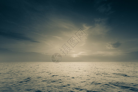 美丽的海景夜晚平面和天空静的景象自然构成风景海夜晚平面和天空背景图片