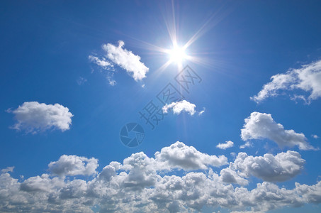 深蓝的天空和夏日太阳自然空气图片
