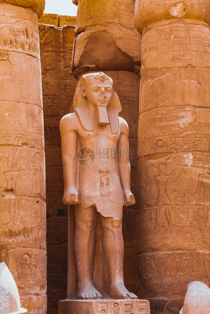 埃及圣殿的废墟图片