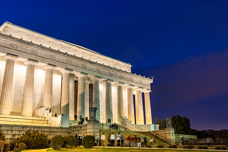 美国华盛顿的林肯纪念大楼日落时分高清图片