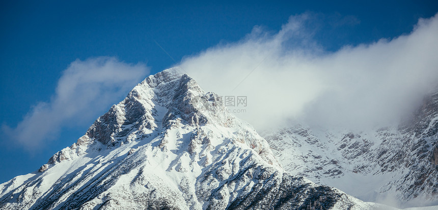 寒冬风景阿尔卑斯山奥特里亚图片