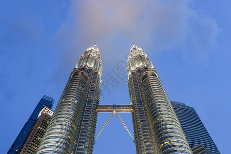 马来西亚2018年4月日马来西亚吉隆坡Petronas双塔背景图片