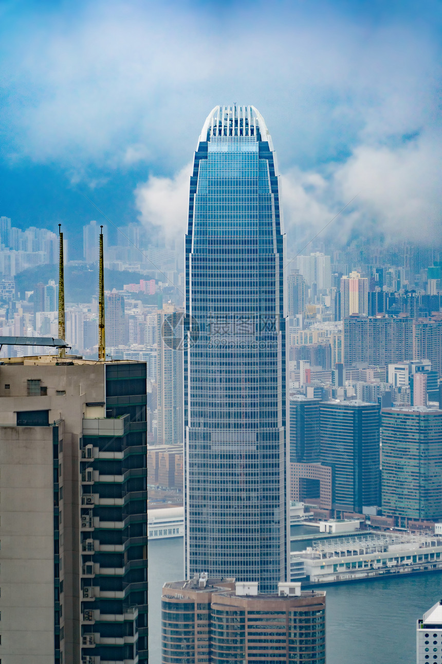 香港市中心国际金融区和商业中心具有智能城市和技术概念摩天大楼和高办公图片