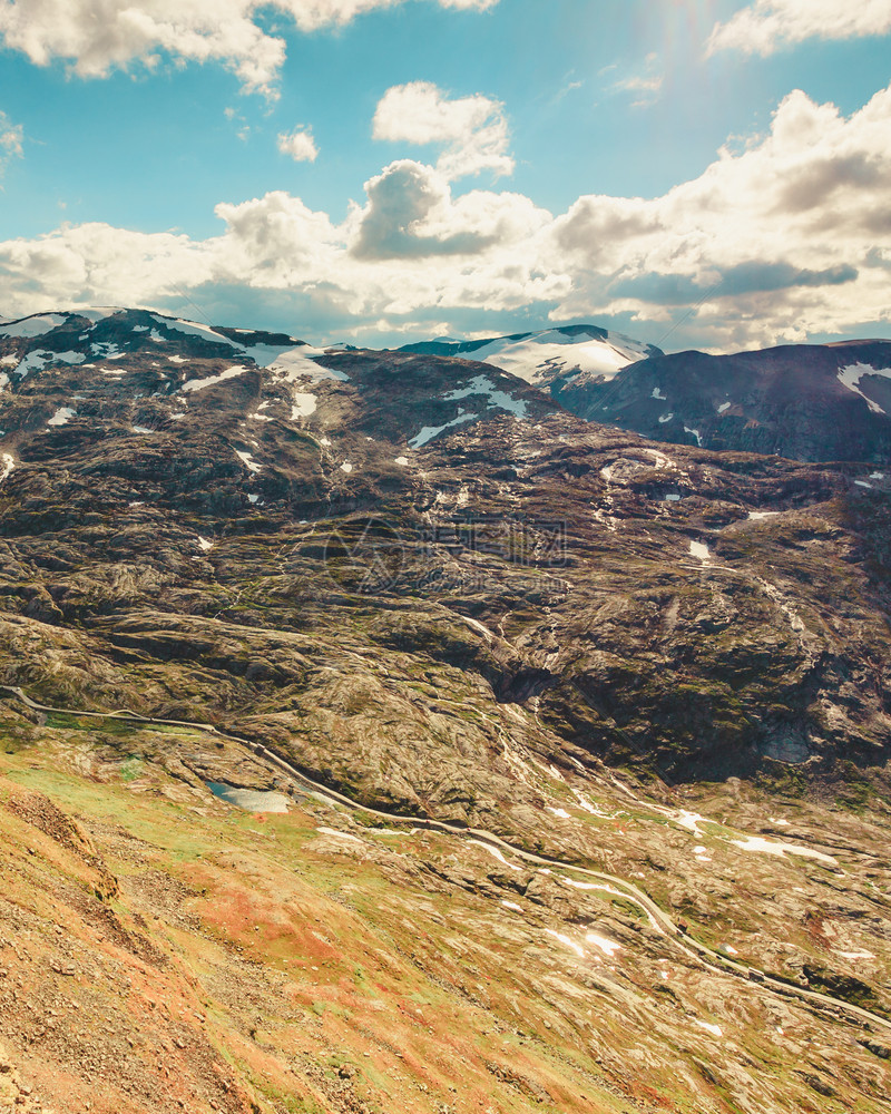 挪威Geiranger天行道平台挪威Dalsnibba的山地观图片