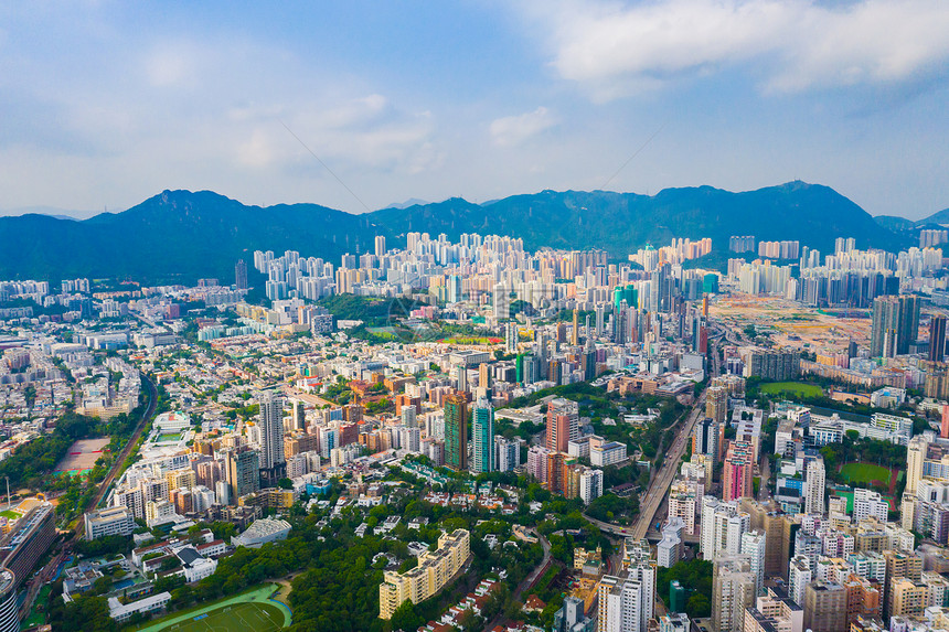 香港市中心国共和金融区亚洲智能城市的商业中心午的天梯和高楼现代建筑图片