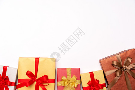 新年和庆祝活动概念中的礼品箱图片