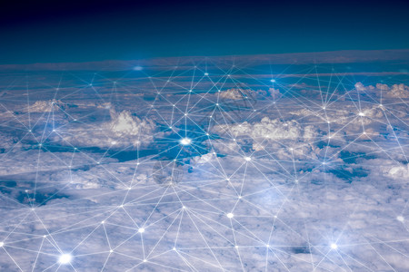 天空间天空中的网络和云概念背景